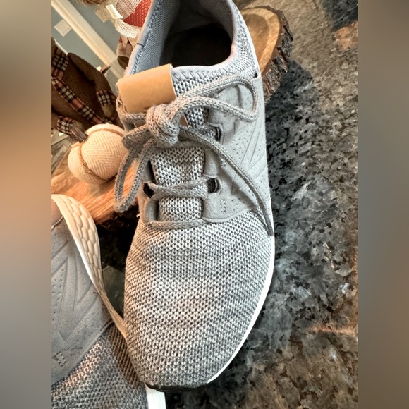 New Balance, women’s sneakers, gray - size 6 - Picture 3 of 6